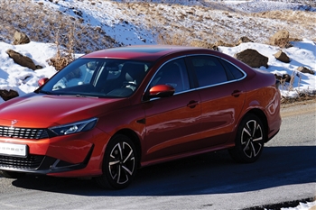 تصویر نمای خارجی خودرو ریسپکت 2